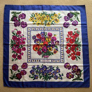 GUCCI floral silk scarf "Le Viole"